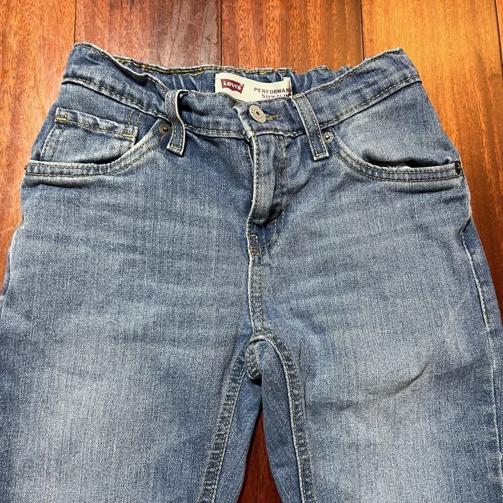 Levis preowned good